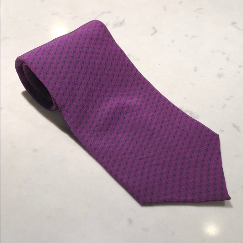 Kenneth Cole New York Silk tie